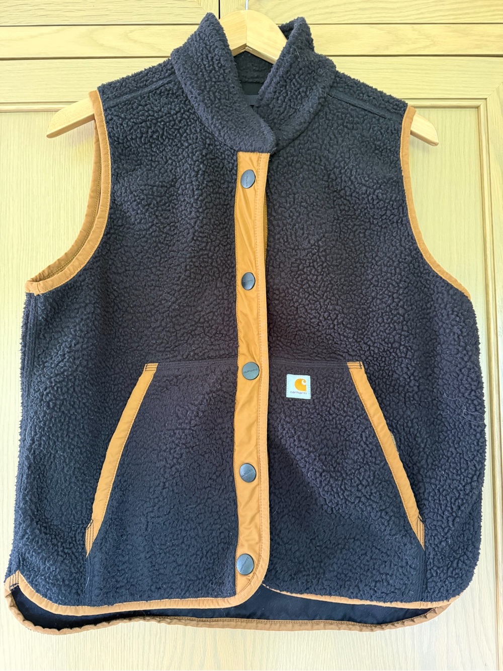 Carhartt Women's Relaxed Fit Sherpa Fleece Snap Front Vest / Medium / 8-10 - Picture 4 of 14